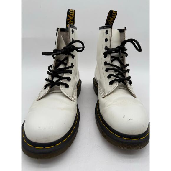 Doc Dr. Martens White Leather Combat Boots Size 9 | Classic Lace Up Chunky Sole - Picture 5 of 11